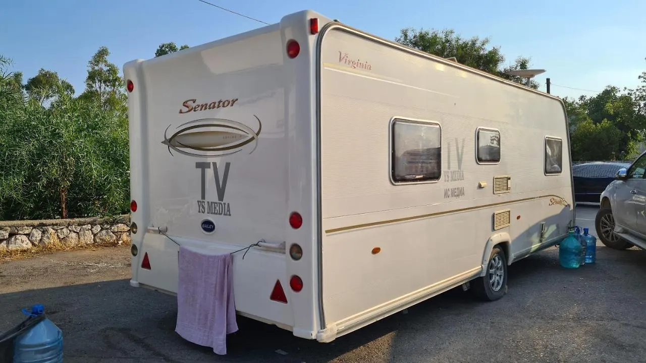 اتصالات Caravan Lara1 